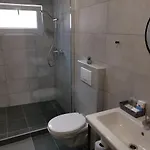Wellness Koliba 招待所 4*