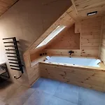 Wellness Koliba 招待所 4*