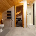 Wellness Koliba 4* Komorní Lhotka