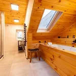 Wellness Koliba 4* Komorní Lhotka